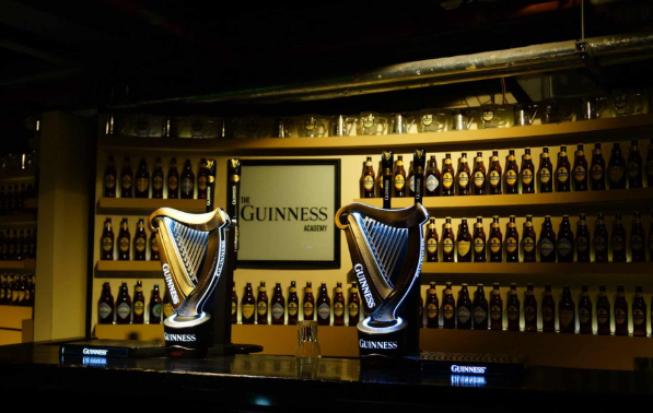 Guinness Storehouse Dublin, visite accessible PMR ascenseur